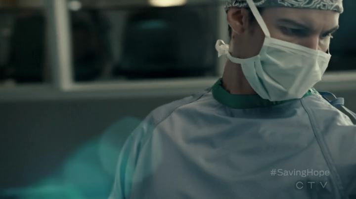 VampireDiariesWorld-dot-org_SavingHope2x18-0830.jpg