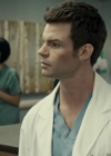 VampireDiariesWorld-dot-org_SavingHope2x18-0696.jpg