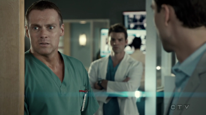 VampireDiariesWorld-dot-org_SavingHope3x01-0334.jpg