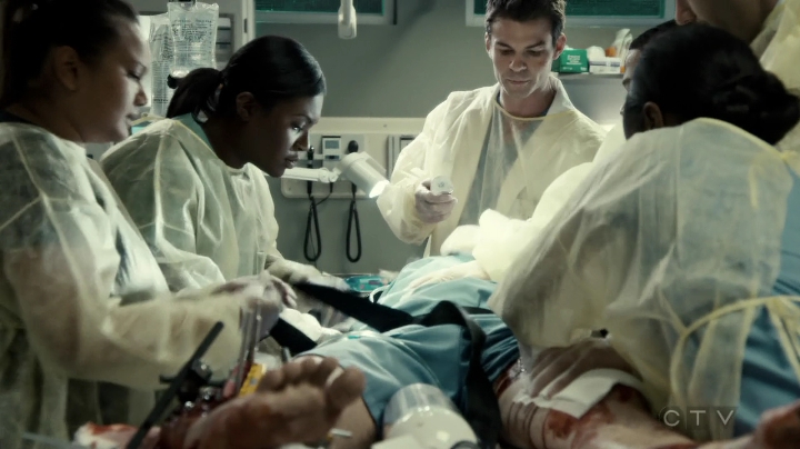 VampireDiariesWorld-dot-org_SavingHope3x01-0514.jpg