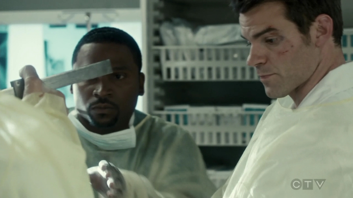 VampireDiariesWorld-dot-org_SavingHope3x01-0790.jpg