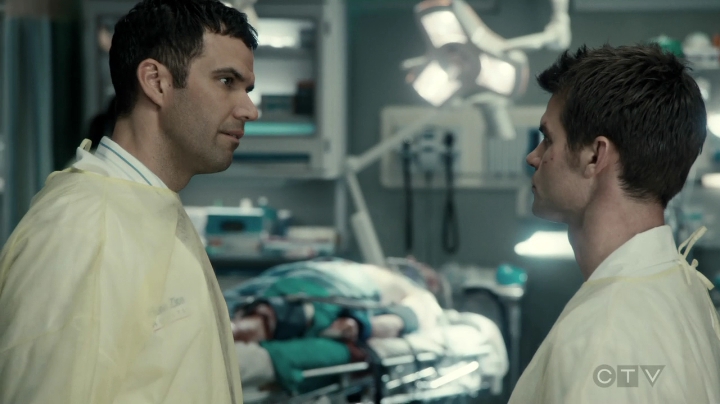 VampireDiariesWorld-dot-org_SavingHope3x01-0848.jpg