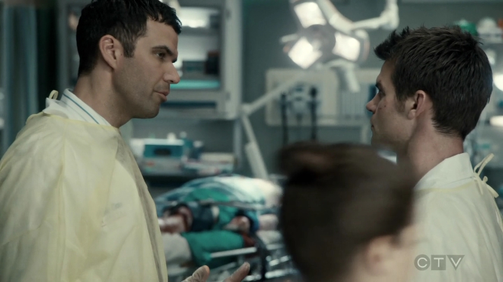 VampireDiariesWorld-dot-org_SavingHope3x01-0849.jpg