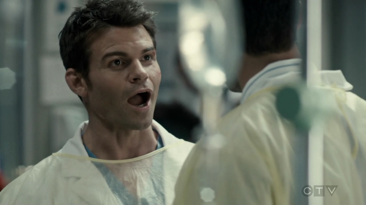 VampireDiariesWorld-dot-org_SavingHope3x01-0853.jpg