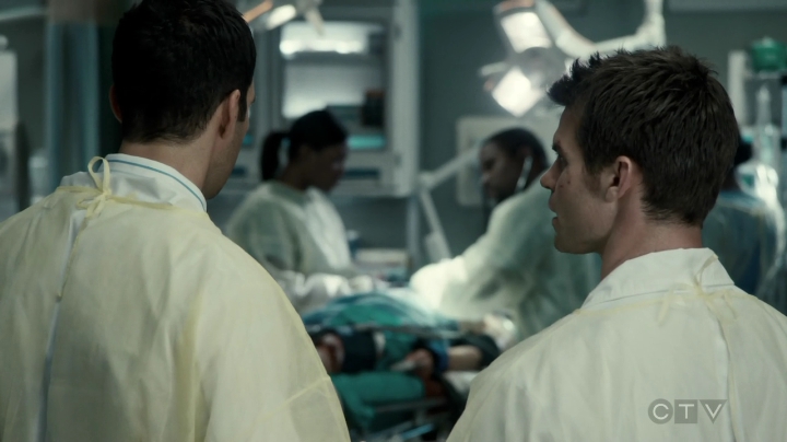 VampireDiariesWorld-dot-org_SavingHope3x01-0860.jpg