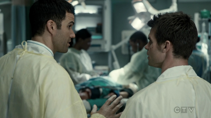 VampireDiariesWorld-dot-org_SavingHope3x01-0861.jpg