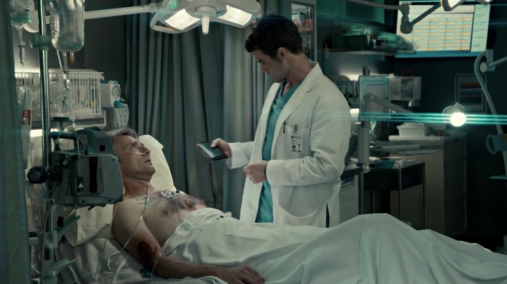 VampireDiariesWorld-dot-org_SavingHope3x01-1134.jpg