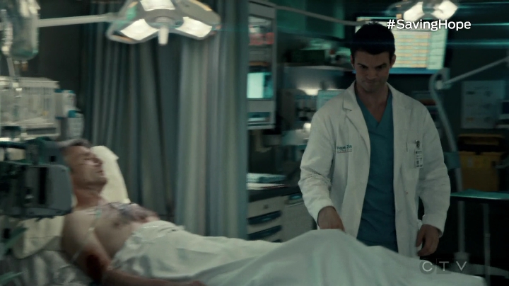 VampireDiariesWorld-dot-org_SavingHope3x01-1141.jpg