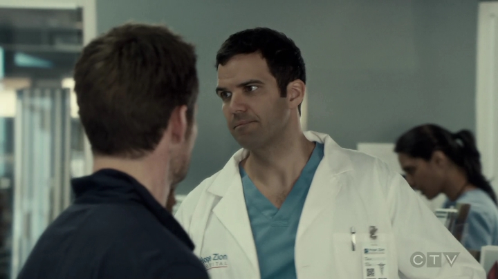 VampireDiariesWorld-dot-org_SavingHope3x02-0311.jpg