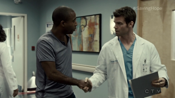 VampireDiariesWorld-dot-org_SavingHope3x02-0424.jpg