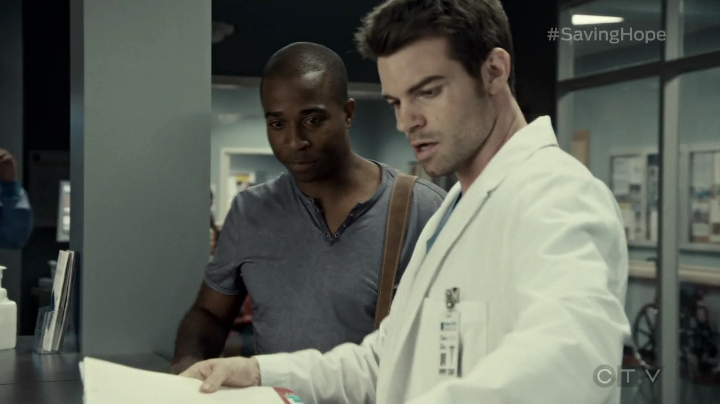 VampireDiariesWorld-dot-org_SavingHope3x02-0432.jpg