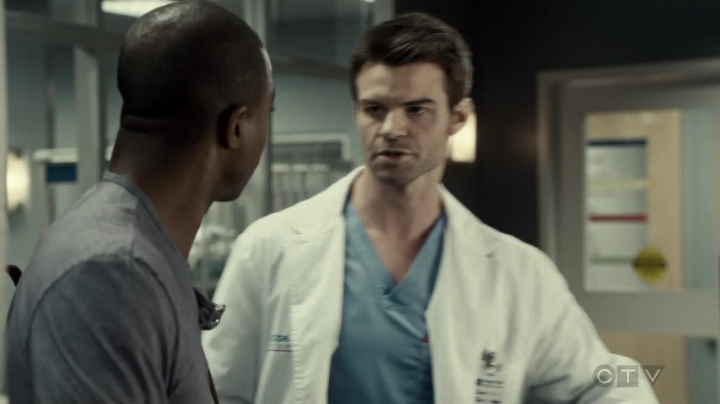 VampireDiariesWorld-dot-org_SavingHope3x02-0451.jpg