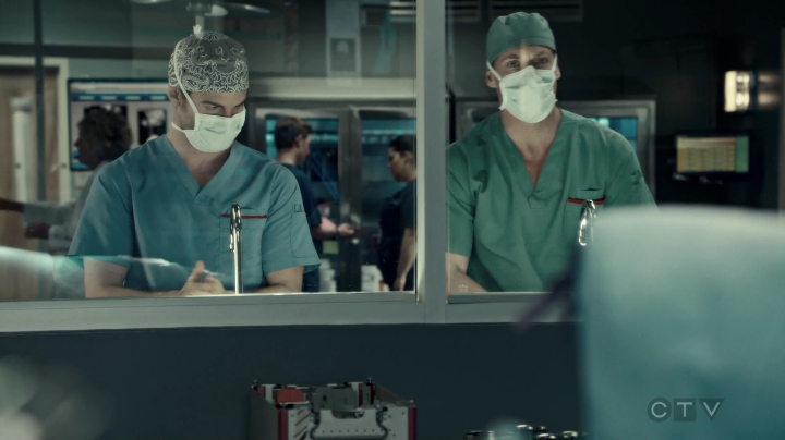 VampireDiariesWorld-dot-org_SavingHope3x02-0461.jpg