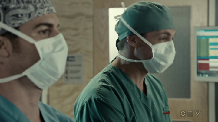 VampireDiariesWorld-dot-org_SavingHope3x02-0469.jpg