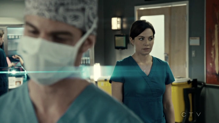 VampireDiariesWorld-dot-org_SavingHope3x02-0484.jpg