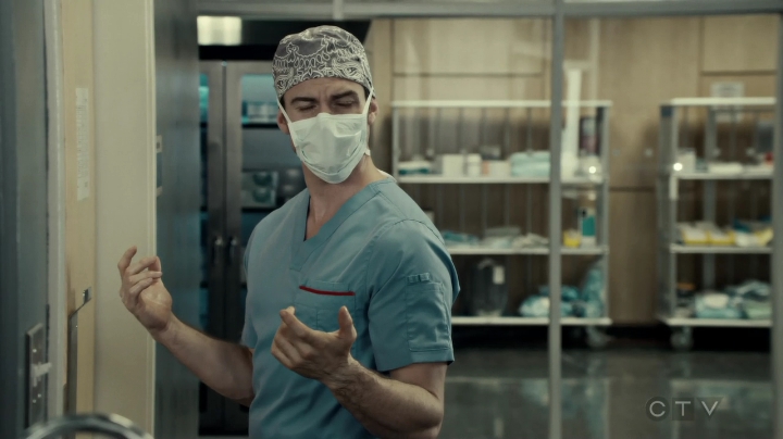 VampireDiariesWorld-dot-org_SavingHope3x02-0488.jpg