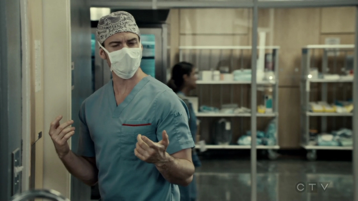 VampireDiariesWorld-dot-org_SavingHope3x02-0489.jpg