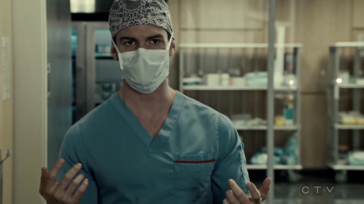 VampireDiariesWorld-dot-org_SavingHope3x02-0501.jpg