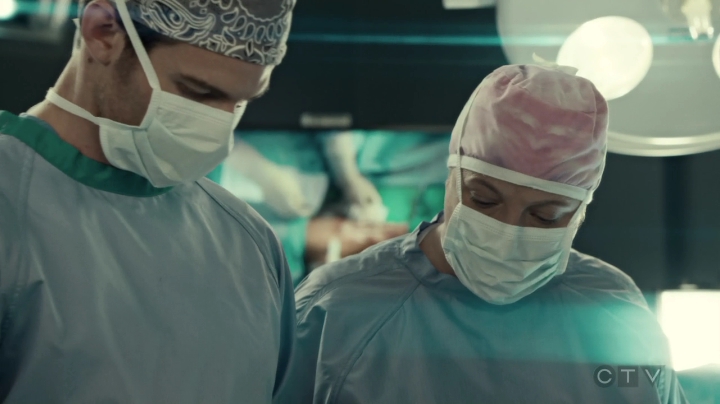 VampireDiariesWorld-dot-org_SavingHope3x02-0541.jpg