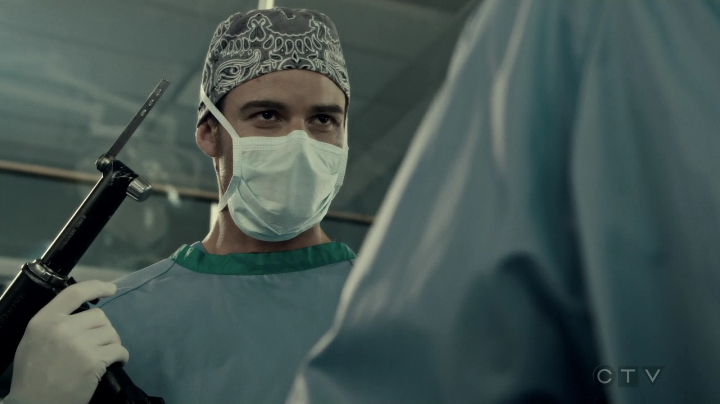 VampireDiariesWorld-dot-org_SavingHope3x02-0738.jpg