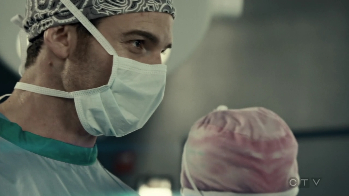 VampireDiariesWorld-dot-org_SavingHope3x02-0748.jpg