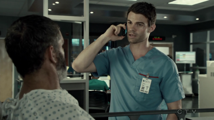 VampireDiariesWorld-dot-org_SavingHope3x02-1934.jpg