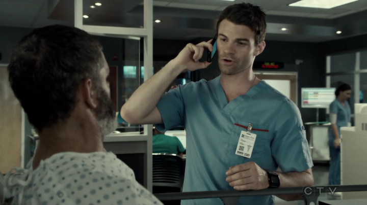 VampireDiariesWorld-dot-org_SavingHope3x02-1936.jpg