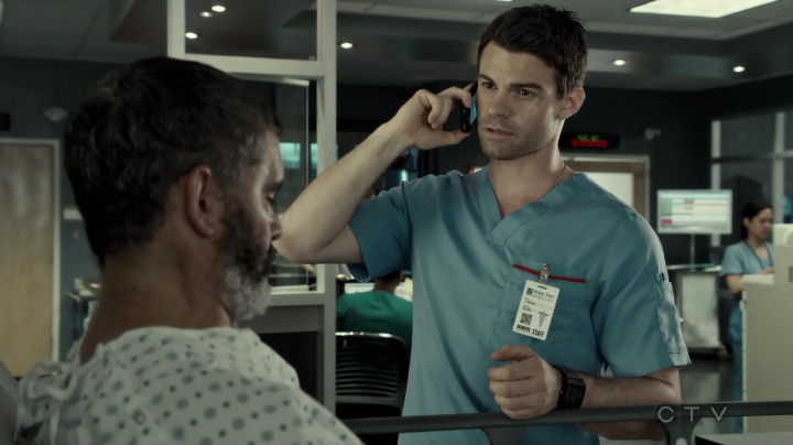 VampireDiariesWorld-dot-org_SavingHope3x02-1940.jpg