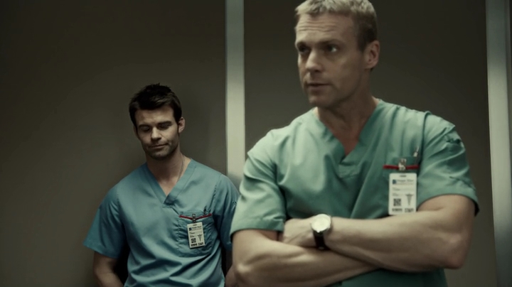 VampireDiariesWorld-dot-org_SavingHope3x03-0289.jpg