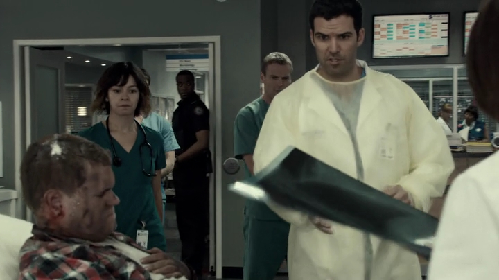 VampireDiariesWorld-dot-org_SavingHope3x03-0300.jpg