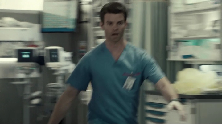 VampireDiariesWorld-dot-org_SavingHope3x03-0310.jpg