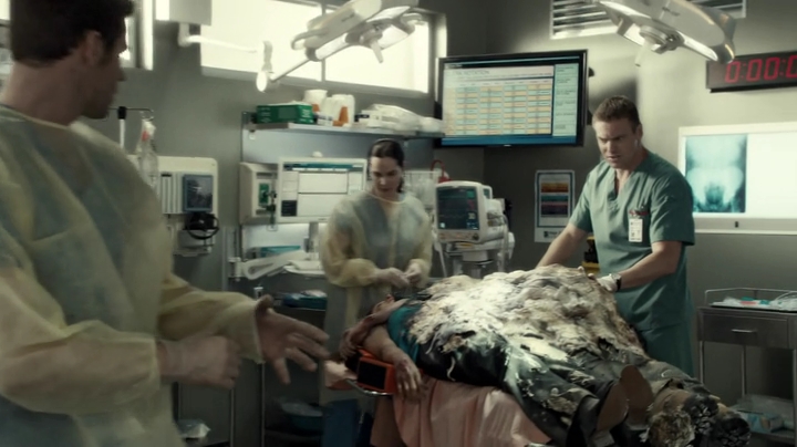 VampireDiariesWorld-dot-org_SavingHope3x03-0338.jpg