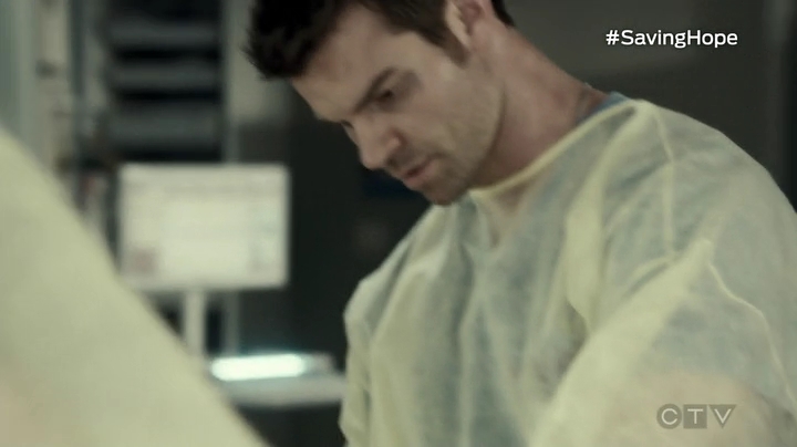 VampireDiariesWorld-dot-org_SavingHope3x03-0379.jpg