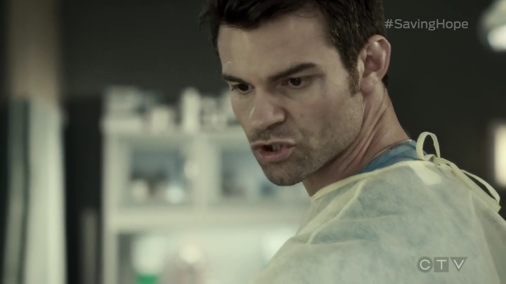 VampireDiariesWorld-dot-org_SavingHope3x03-0408.jpg