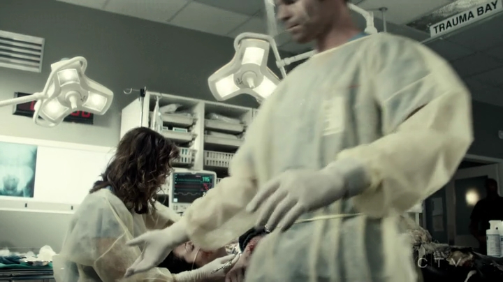 VampireDiariesWorld-dot-org_SavingHope3x03-0731.jpg