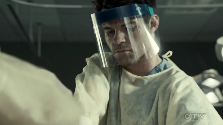 VampireDiariesWorld-dot-org_SavingHope3x03-0836.jpg