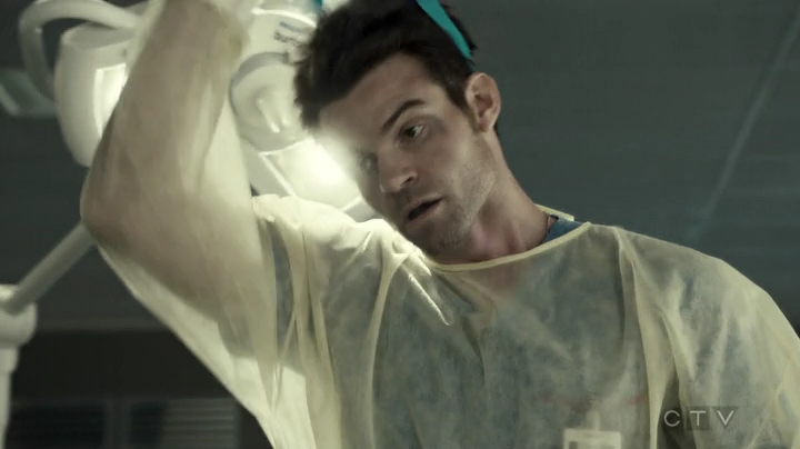 VampireDiariesWorld-dot-org_SavingHope3x03-0881.jpg