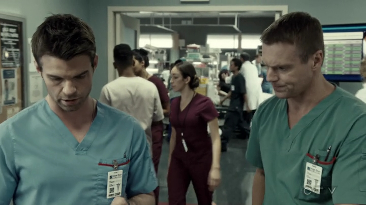 VampireDiariesWorld-dot-org_SavingHope3x03-0989.jpg