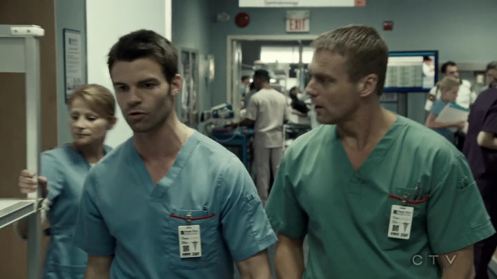 VampireDiariesWorld-dot-org_SavingHope3x03-0994.jpg