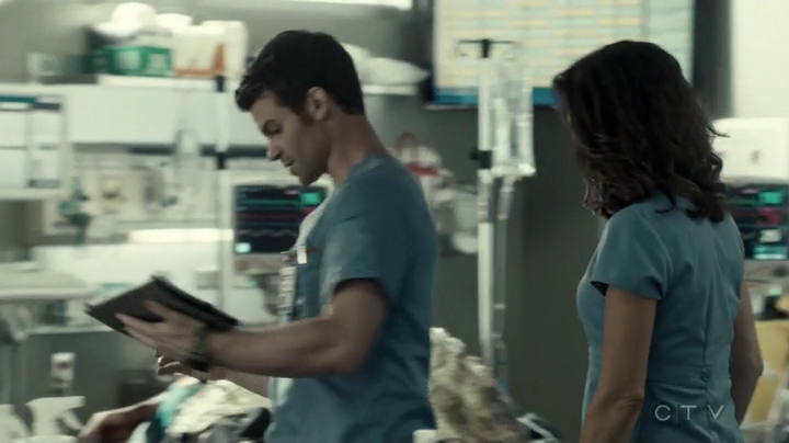 VampireDiariesWorld-dot-org_SavingHope3x03-1115.jpg