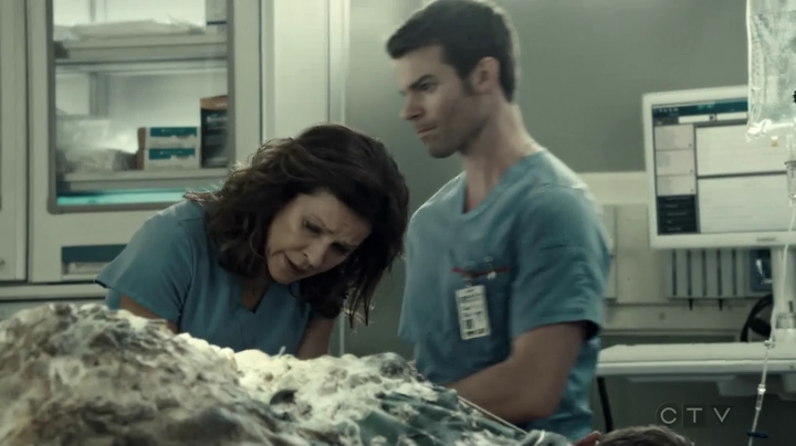 VampireDiariesWorld-dot-org_SavingHope3x03-1131.jpg