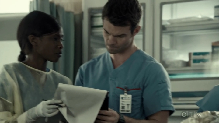 VampireDiariesWorld-dot-org_SavingHope3x03-1158.jpg