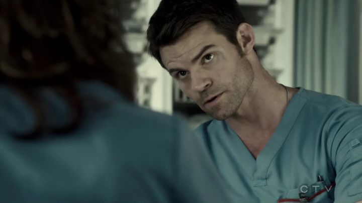 VampireDiariesWorld-dot-org_SavingHope3x03-1204.jpg