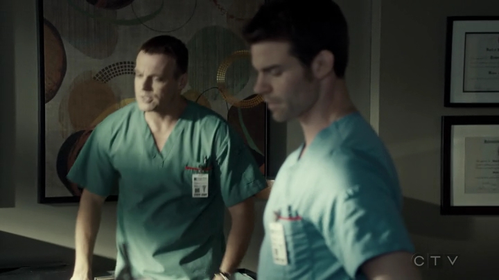 VampireDiariesWorld-dot-org_SavingHope3x03-1230.jpg