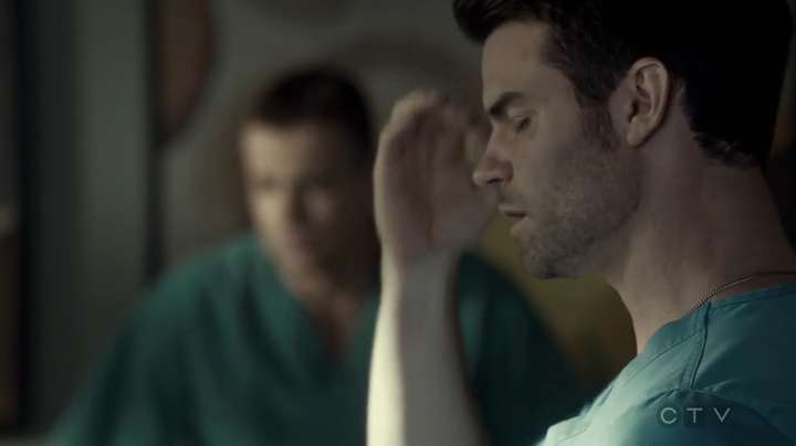 VampireDiariesWorld-dot-org_SavingHope3x03-1239.jpg