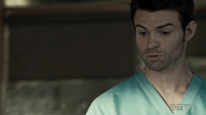 VampireDiariesWorld-dot-org_SavingHope3x03-1251.jpg