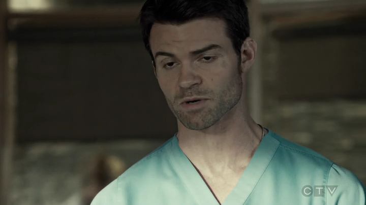 VampireDiariesWorld-dot-org_SavingHope3x03-1253.jpg