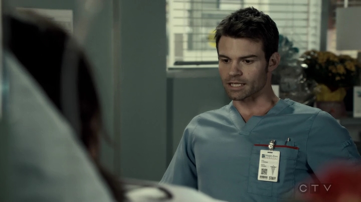 VampireDiariesWorld-dot-org_SavingHope3x03-1565.jpg