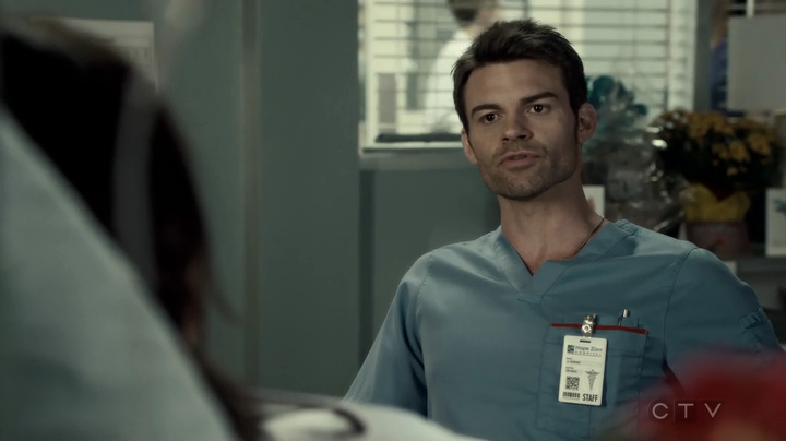 VampireDiariesWorld-dot-org_SavingHope3x03-1568.jpg