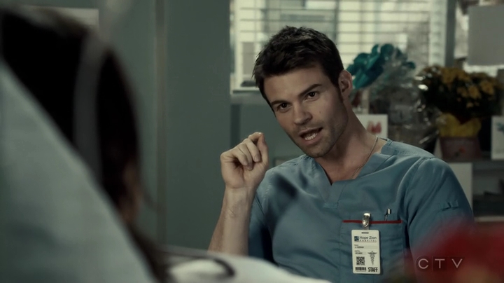 VampireDiariesWorld-dot-org_SavingHope3x03-1583.jpg